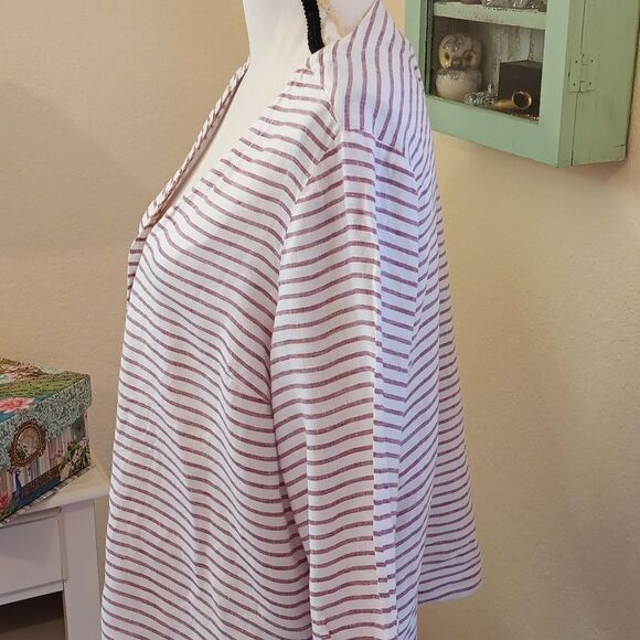 Artisan NY Linen Top. Beachy. Coastal. - Picture 5 of 9